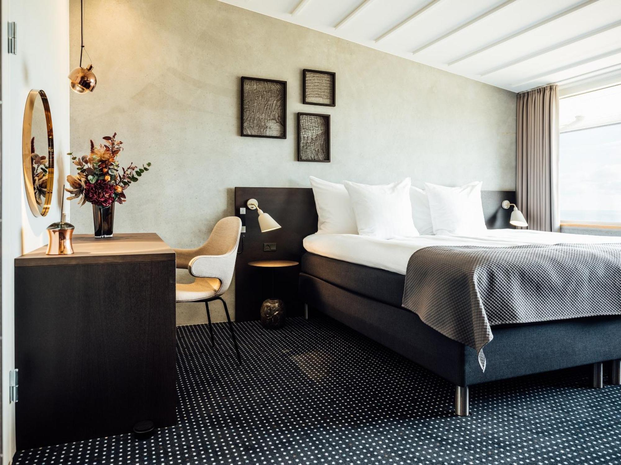 Hotel Foroyar Torshavn Ngoại thất bức ảnh